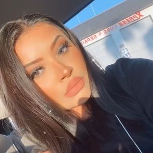 Meet your Posher, Ariel